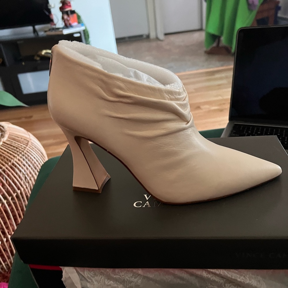 Vince Camuto Ameliava Bootie